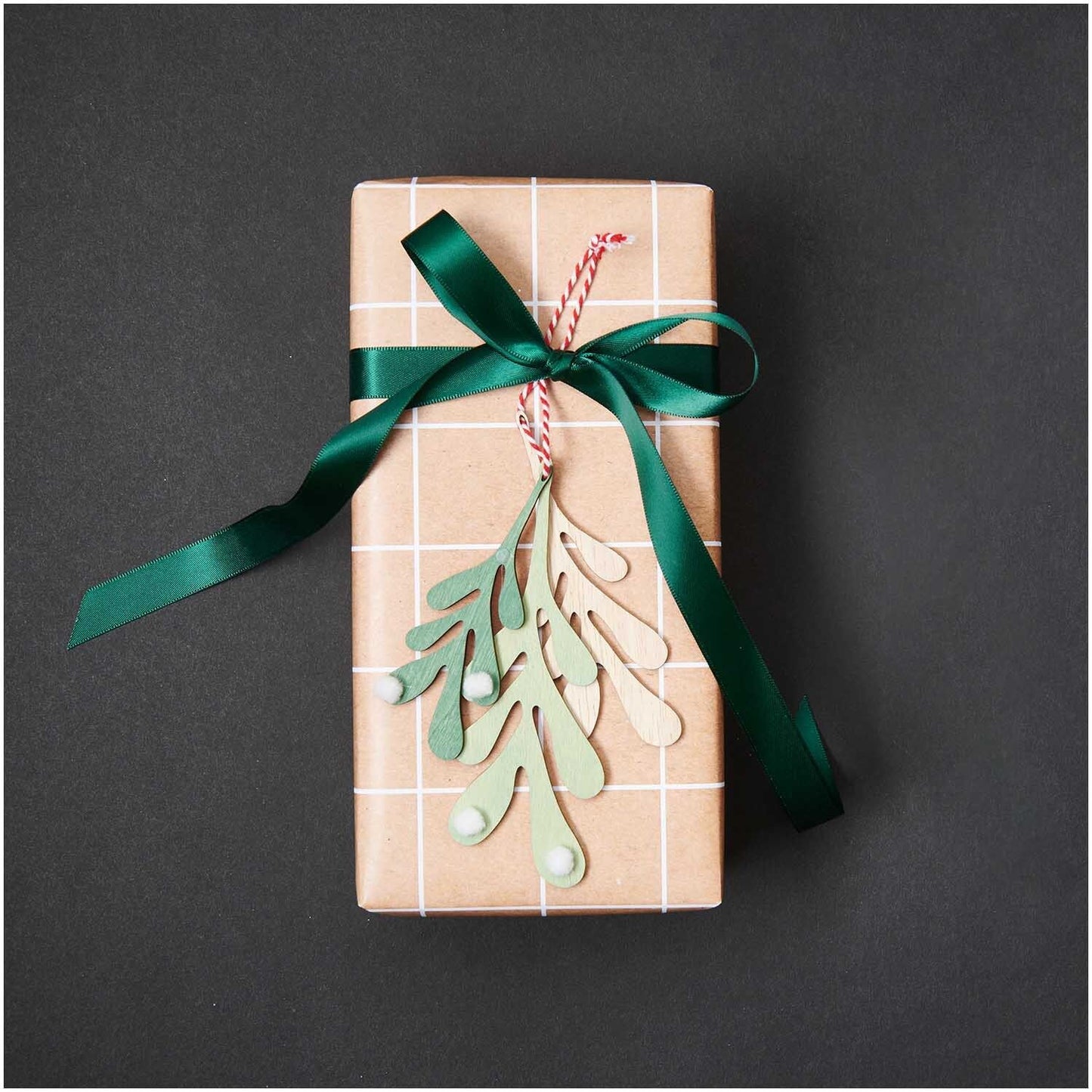 Green Leaves with Pompoms Hanging Decoration