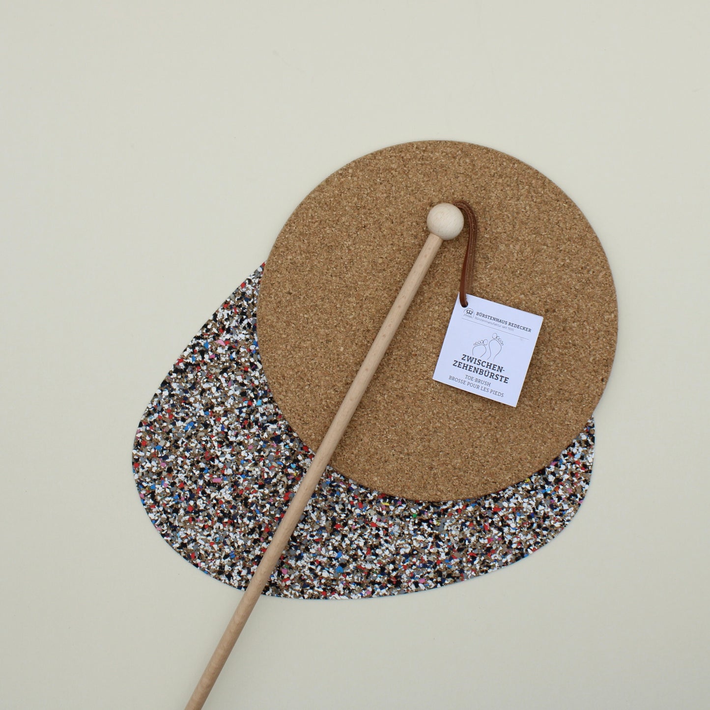 Toe brush