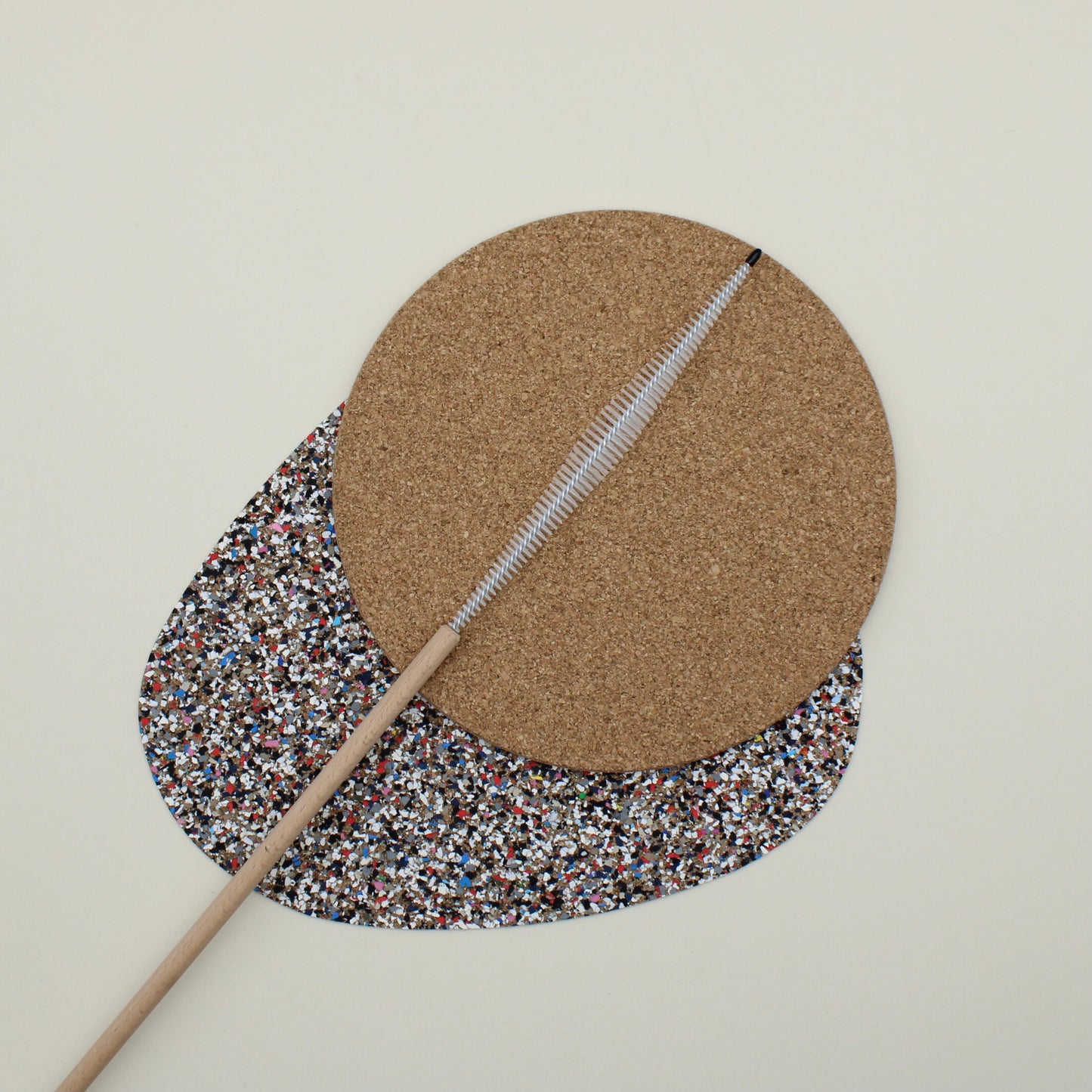 Toe brush