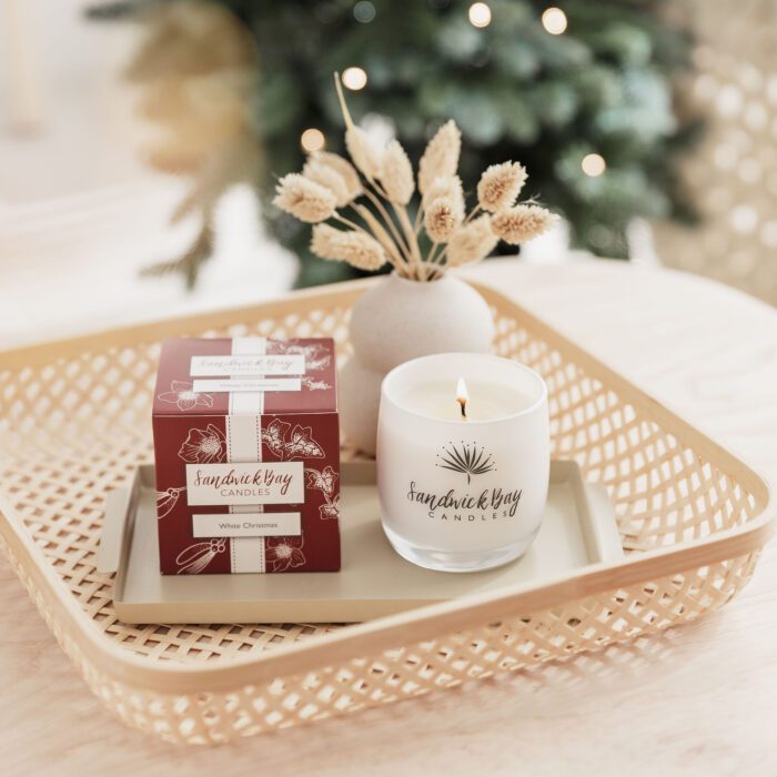 Sandwick Bay Christmas White Jar candles