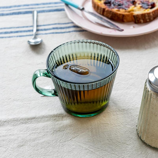 Retro ribbed glass mug