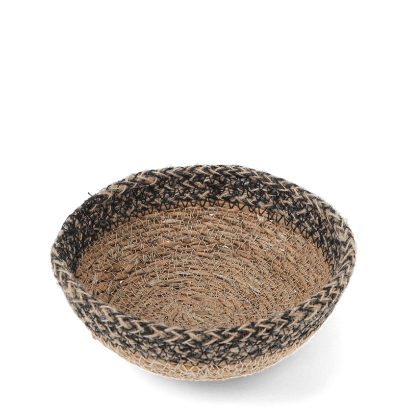 Woven seagrass decorative bowl