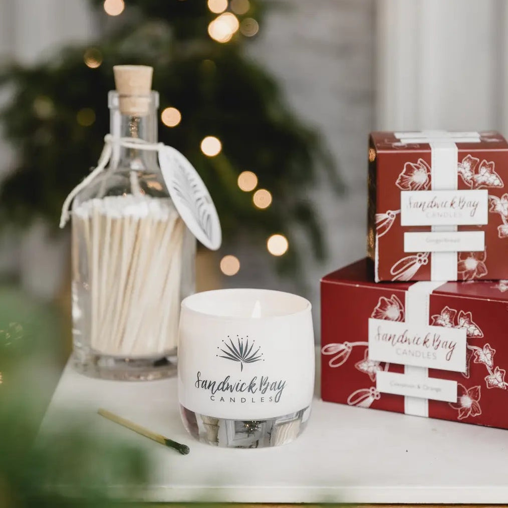 Sandwick Bay White Jar candle - 3 Christmas Scents