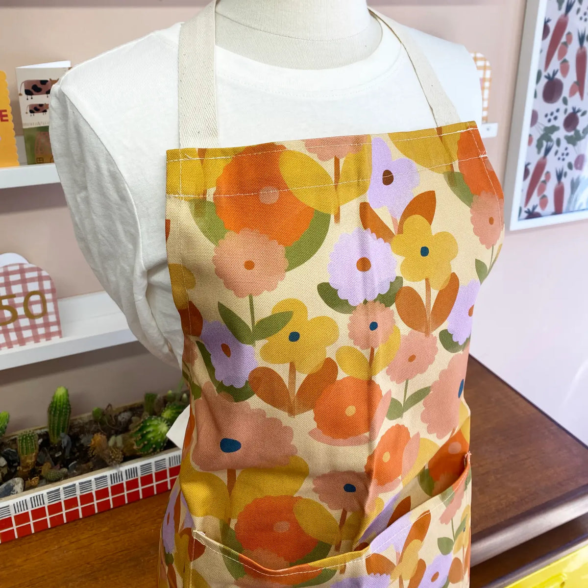 Adult Apron - blooming flowers