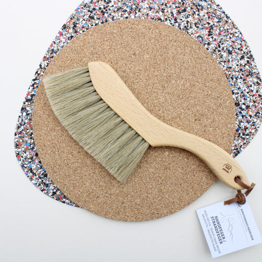 Beach chair hand brush