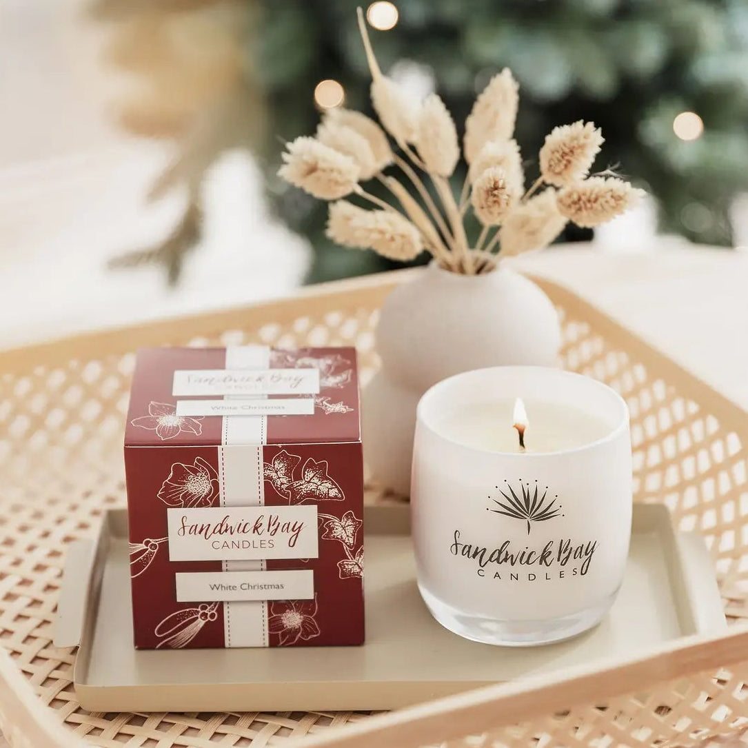 Sandwick Bay White Jar candle - 3 Christmas Scents
