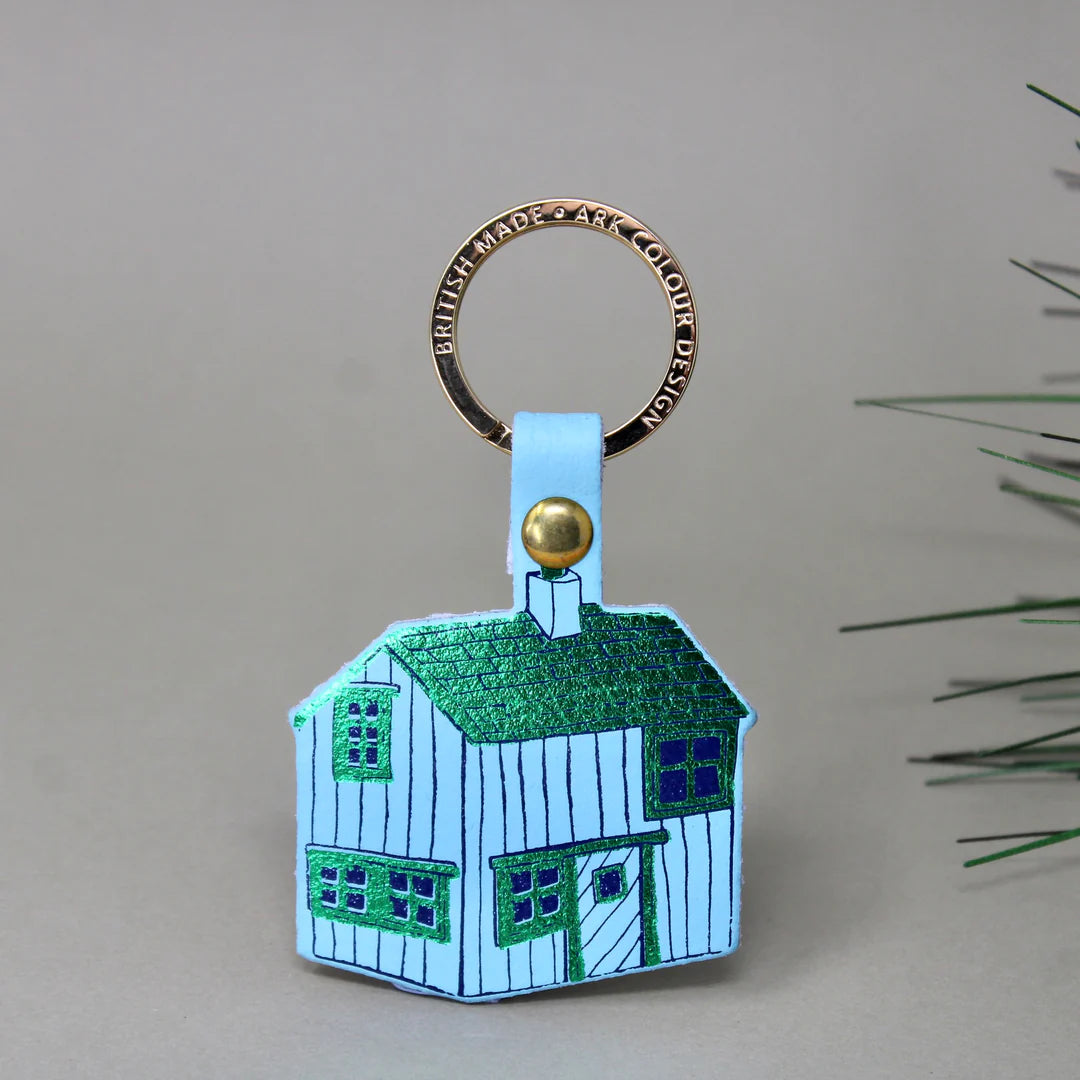 Wood Cabin keyring - turquoise