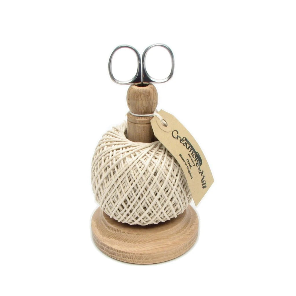 String Tidy with Scissors